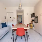 Ludohome דירה
